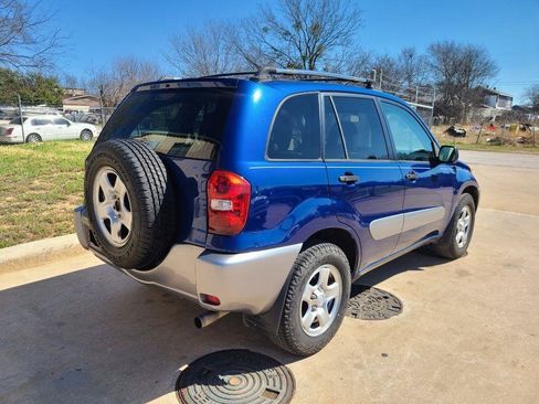 Used 2004 Toyota RAV4 2WD image 3