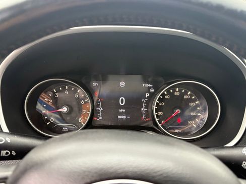 Used 2018 Jeep Compass Limited w/ Navigation Group FWD image 18