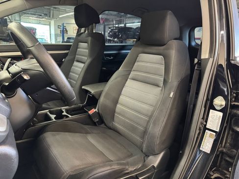 Used 2019 Honda CR-V LX image 17