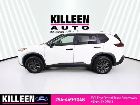Used 2023 Nissan Rogue S image 4