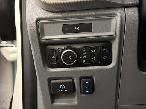 Used 2025 Ford F150 Lariat w/ Equipment Group 502A High image 29