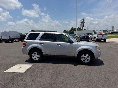 Used 2012 Ford Escape XLT FWD image 4