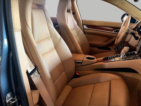 Used 2014 Porsche Panamera RWD image 8