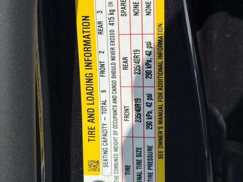 Used 2025 Tesla Model 3 Long Range AWD/4WD image 32