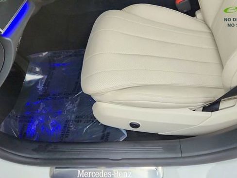 Used 2024 Mercedes-Benz E 350 4MATIC Sedan image 34