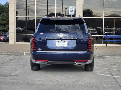 Used 2026 Hyundai Palisade Calligraphy FWD image 7