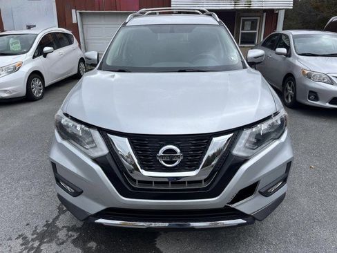 Used 2017 Nissan Rogue SV image 25