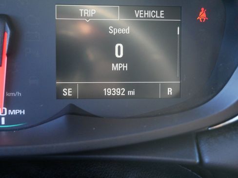 Certified 2022 Chevrolet Trax LT w/ LT Convenience Package image 33