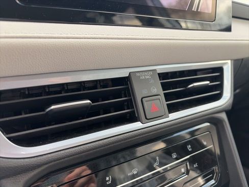 New 2026 Volkswagen Taos SEL AWD/4WD image 17
