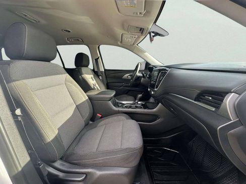 Used 2019 Chevrolet Traverse LS AWD/4WD image 21