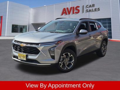 Used 2025 Chevrolet Trax LT w/ LT Convenience Package
