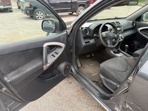 Used 2006 Toyota RAV4 Sport AWD/4WD image 9
