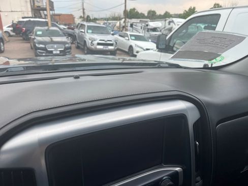 Used 2018 GMC Sierra 1500 SLE w/ SLE Value Package image 31