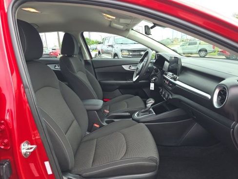 Used 2024 Kia Forte LXS FWD image 18