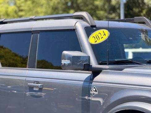 Used 2024 Ford Bronco Outer Banks AWD/4WD image 7