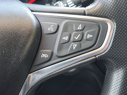 Used 2020 Chevrolet Equinox LT FWD image 22