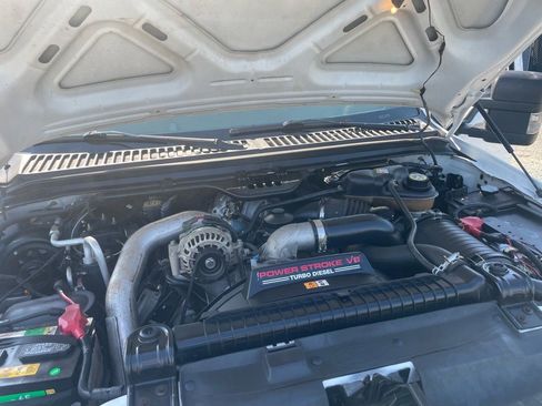 Used 2004 Ford F350 XLT image 15