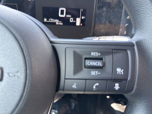 New 2025 Nissan Kicks SV image 13