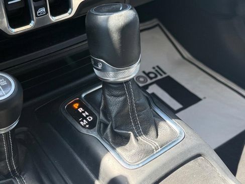 Used 2023 Jeep Wrangler Unlimited Sahara w/ Cold Weather Group AWD/4WD image 24