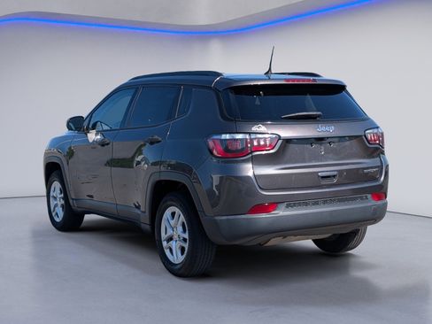 Used 2018 Jeep Compass Sport FWD image 7