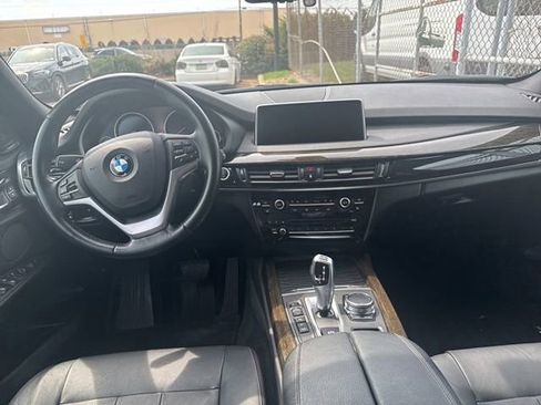 Used 2017 BMW X5 xDrive35d image 18