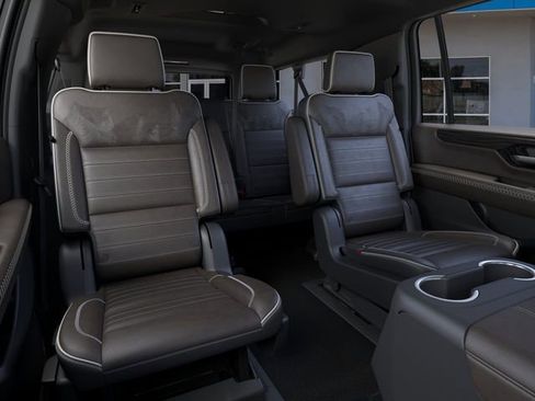 New 2026 GMC Yukon XL Denali Ultimate AWD/4WD image 17