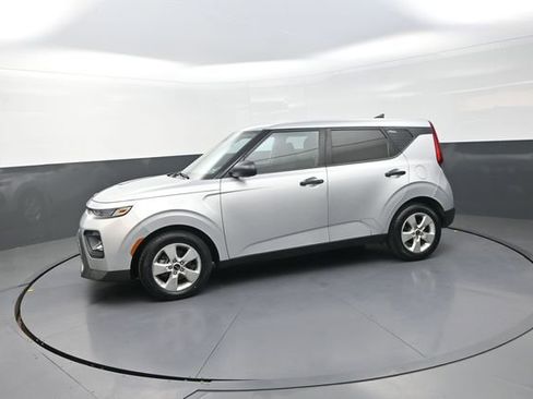 Used 2021 Kia Soul LX image 49