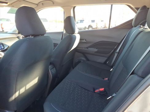 Used 2024 Nissan Kicks SV image 12