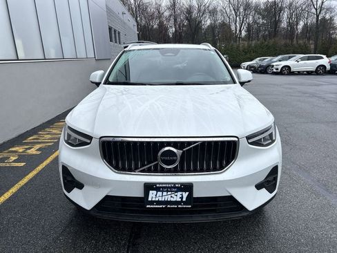 Certified 2023 Volvo XC40 B5 Plus w/ Climate Package AWD/4WD image 3