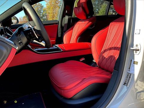 Used 2025 Mercedes-Benz S 63 AMG S image 22