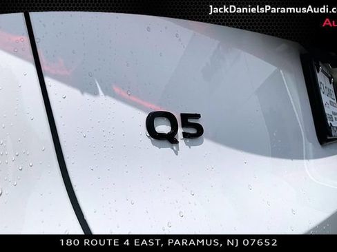 Used 2025 Audi Q5 Premium w/ Convenience Package AWD/4WD image 23