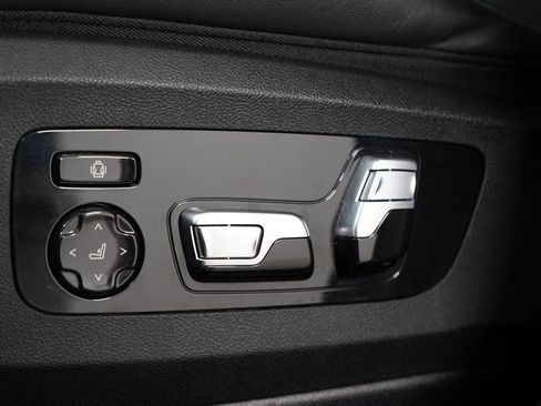 Used 2023 BMW XM w/ M Driver's Package AWD/4WD image 13