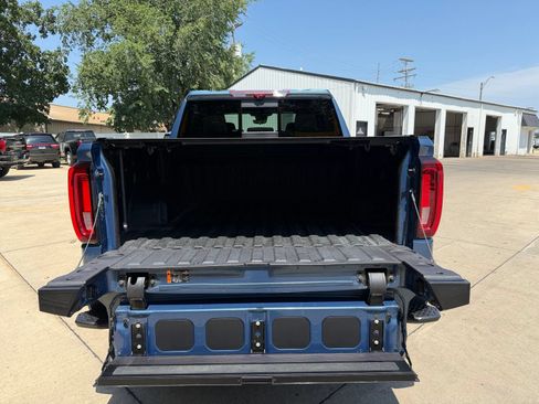 Used 2024 GMC Sierra 1500 Denali AWD/4WD image 34
