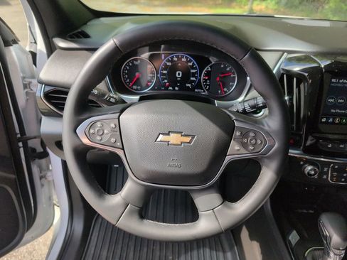 Used 2023 Chevrolet Traverse High Country AWD/4WD image 13