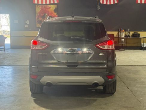 Used 2015 Ford Escape SE w/ SE Chrome Package image 6