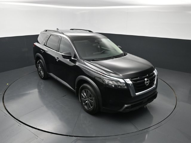Used 2024 Nissan Pathfinder SV FWD image 25
