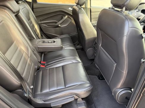 Used 2018 Ford Escape SEL AWD/4WD image 19