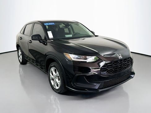 Used 2023 Honda HR-V LX image 1