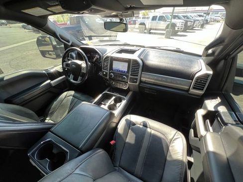 Used 2020 Ford F350 Platinum w/ FX4 Off-Road Package AWD/4WD image 19