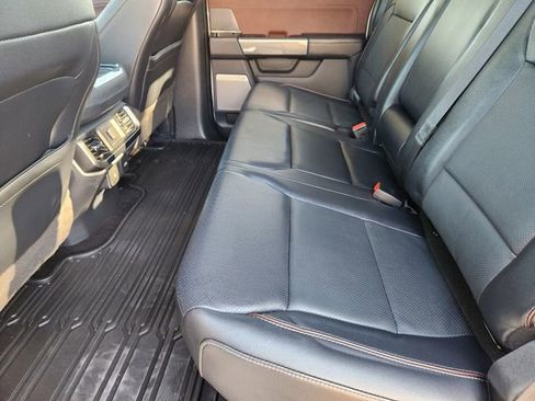 Used 2022 Ford F150 Lariat image 33