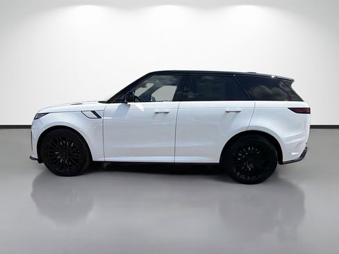 New 2026 Land Rover Range Rover Sport SV image 2