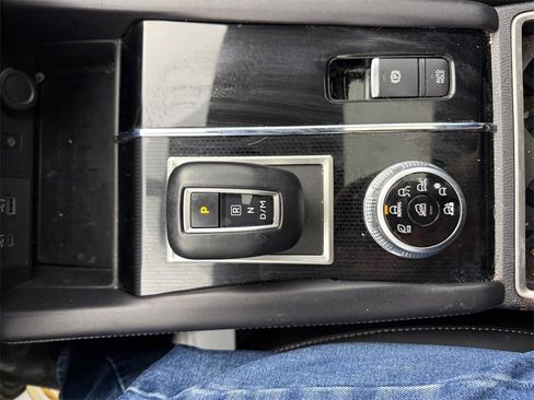 Used 2023 Mitsubishi Outlander SEL Black Edition image 21