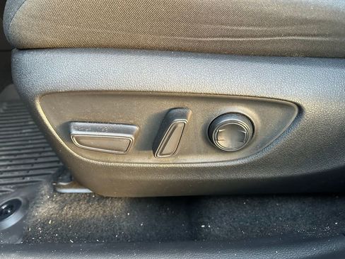 Used 2023 Toyota RAV4 XLE w/ Convenience Package image 16