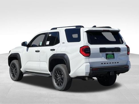 New 2026 Toyota 4Runner SR5 image 3