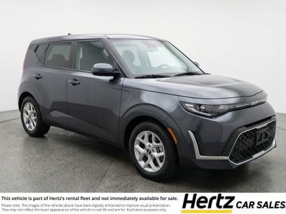 Used 2025 Kia Soul LX w/ LX Technology Package