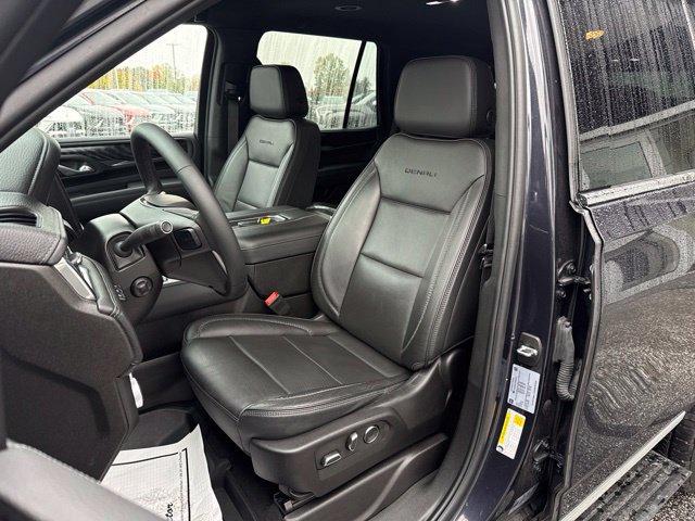 Certified 2023 GMC Yukon Denali AWD/4WD image 13