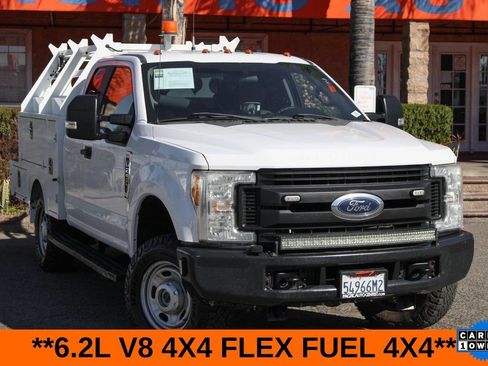 Used 2017 Ford F250 XL w/ Power Equipment Group AWD/4WD image 2