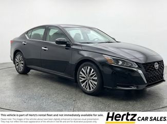 Used 2025 Nissan Altima 2.5 SV video 1
