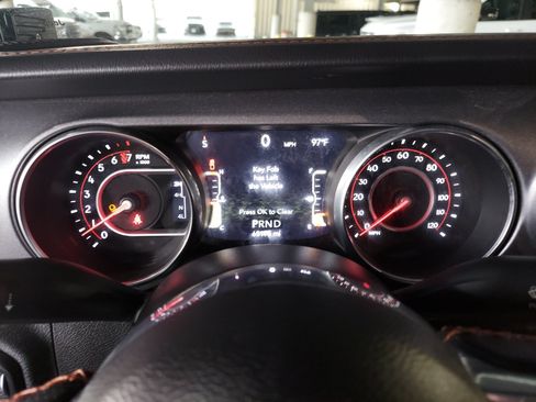 Used 2020 Jeep Gladiator Mojave AWD/4WD image 20