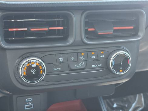 Certified 2023 Ford Maverick XLT FWD image 19